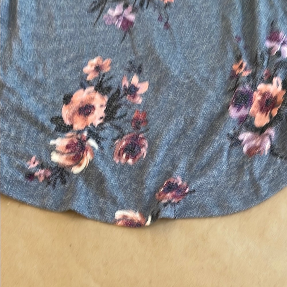Ricki’s blouse top - Picture 5 of 9